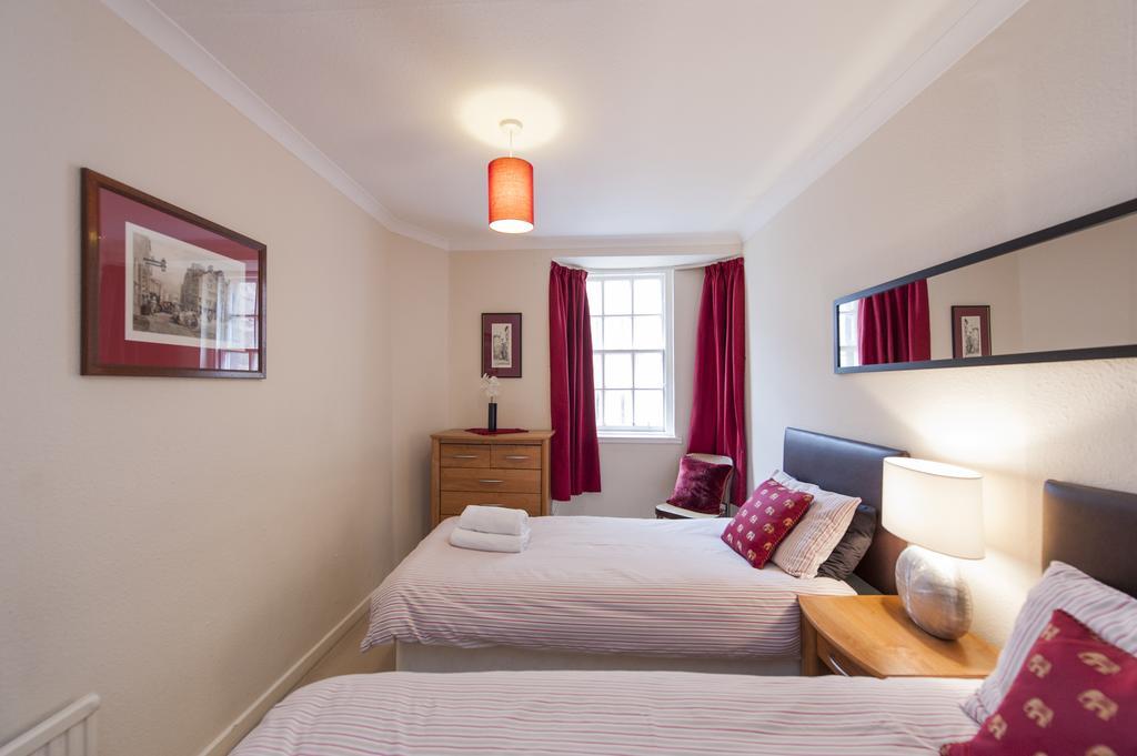 Writers View, Royal Mile Apartment Edinburgh Edimburgo Exterior foto